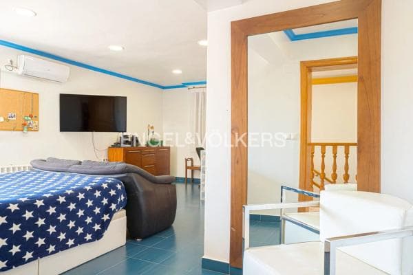 Chalet independiente en venta en Calle Robi, Alfaz del Pi
thumbnail 2
