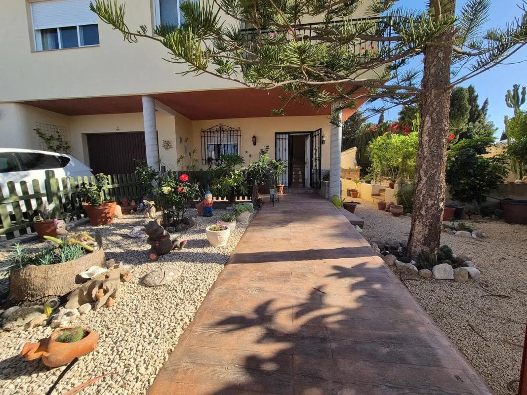Venta de chalet independiente en Calle Pegas, Alfaz del Pi
photo 4