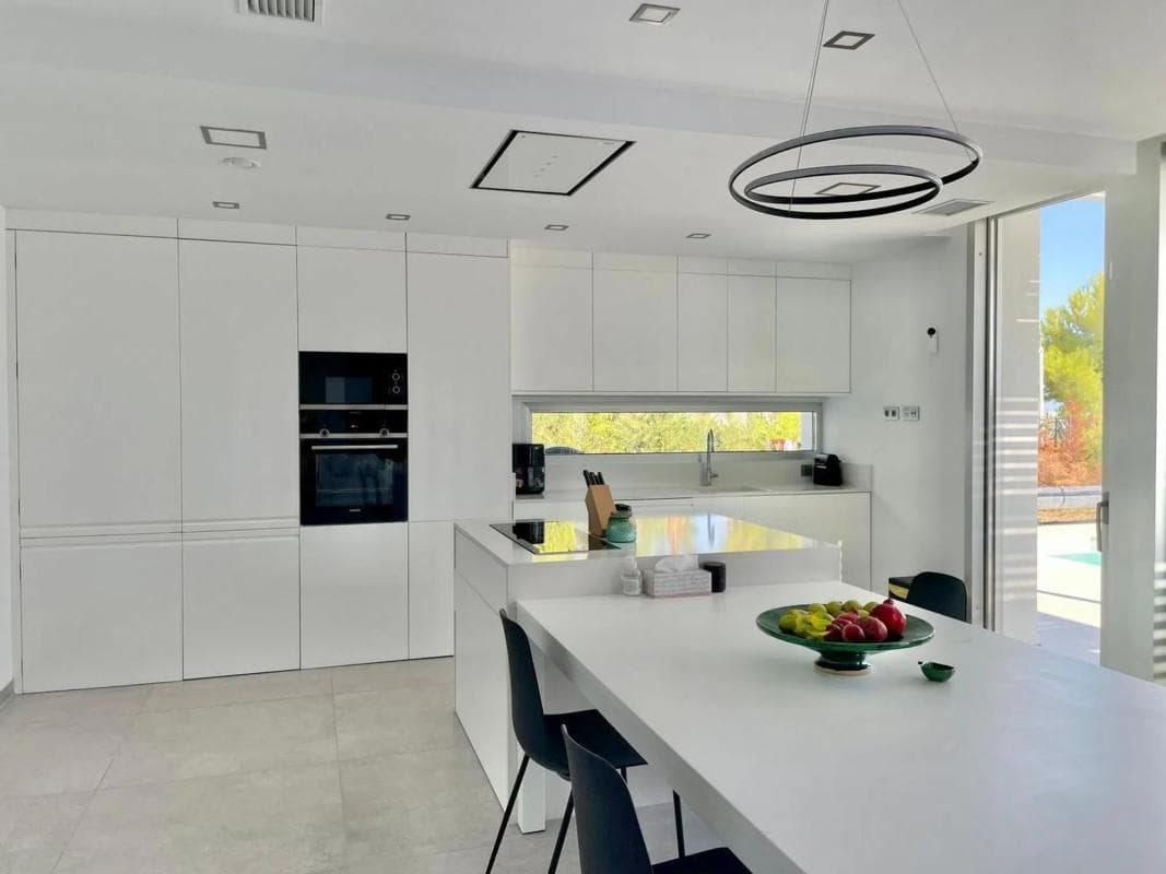Продажа отдельного шале в Calle Atenas, Финестрат photo 5