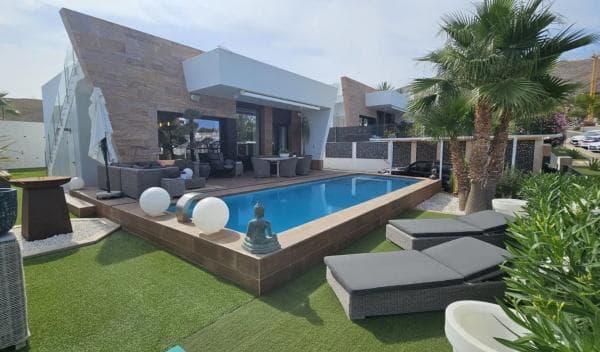 Chalet independiente en venta en Balcón de Finestrat-Terra Marina, Finestrat
thumbnail 2
