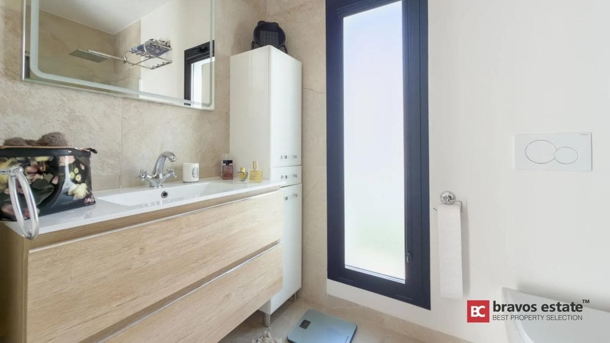 Venta de chalet independiente en Calle de Veneçuela, Finestrat
photo 3