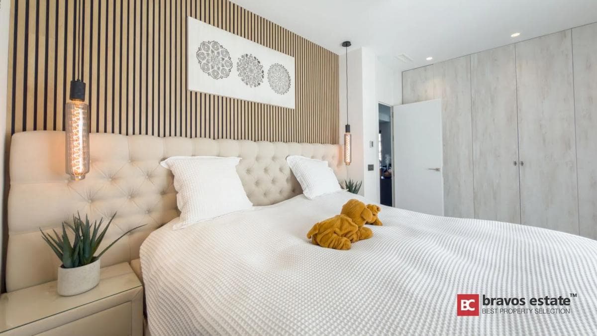 Venta de chalet independiente en Calle de Veneçuela, Finestrat
photo 5