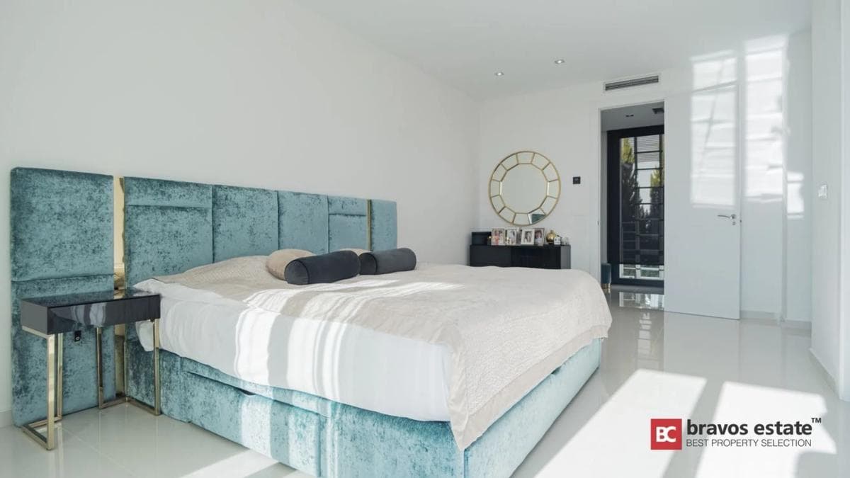 Venta de chalet independiente en Calle Roma, Finestrat
photo 4