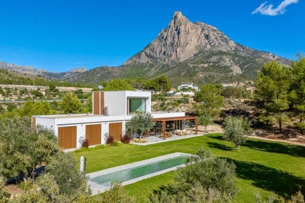 Chalet independiente en venta en CV-758, Finestrat
photo 1