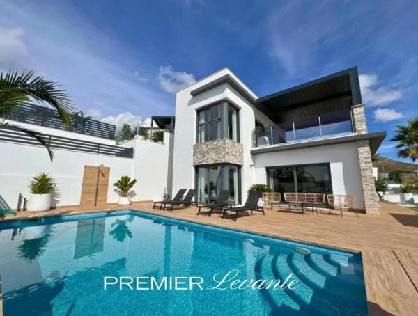 Chalet independiente en venta en Balcón de Finestrat-Terra Marina, Finestrat
thumbnail 2