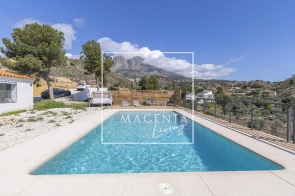 Chalet independiente en venta en Partida Cremats, 38, Finestrat
thumbnail 1