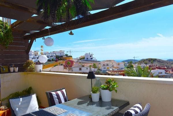 Chalet adosado en venta en Balcón de Finestrat-Terra Marina , Finestrat thumbnail 2