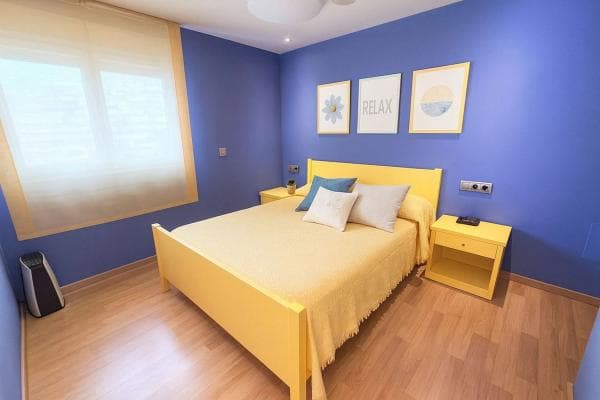 Chalet independiente en venta en Calle Jaén, Finestrat
thumbnail 1