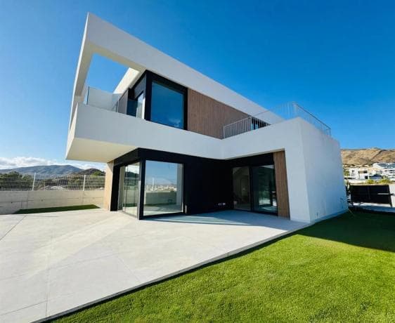 Chalet independiente en venta en Balcón de Finestrat-Terra Marina, Finestrat
thumbnail 2