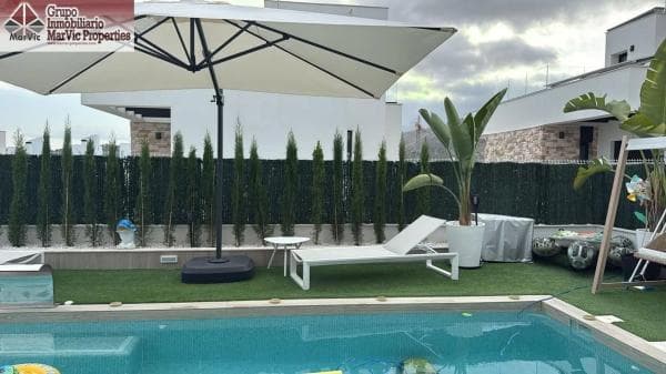 Chalet pareado thumbnail 2