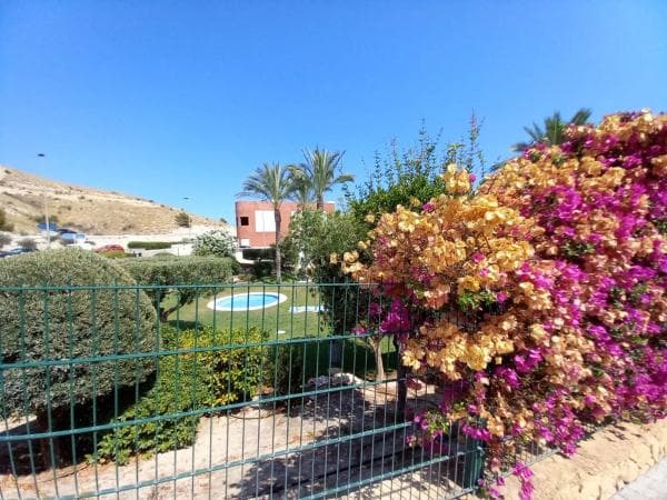 Chalet adosado en venta en Avenida Barcelona s/n , Finestrat thumbnail 2