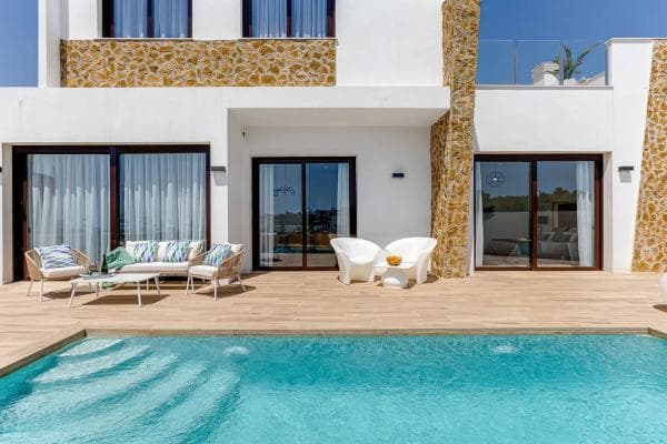 Chalet independiente en venta en Calle Rey Alfonso XII s/n, Finestrat
thumbnail 2