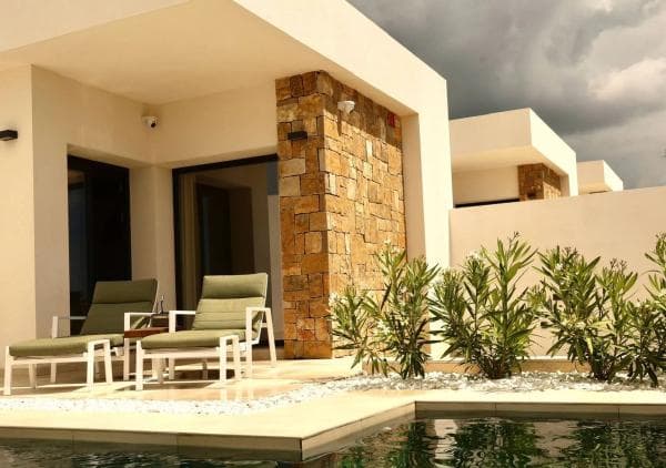 Chalet independiente en venta en Calle Riu de la Tapiada , 1, Finestrat
photo 1
