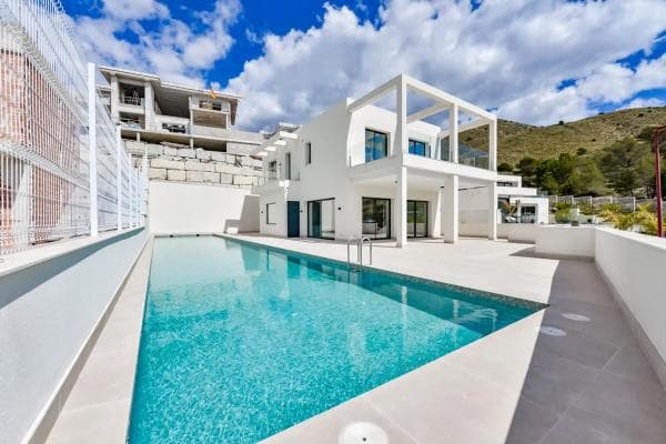 Chalet independiente en venta en Calle Rey Luis I, 38, Finestrat
photo 1