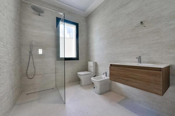 Chalet independiente en venta en Calle Rey Luis I, 38, Finestrat
thumbnail 2