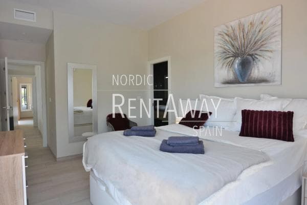Chalet independiente en venta en Calle Toledo, Finestrat
photo 1