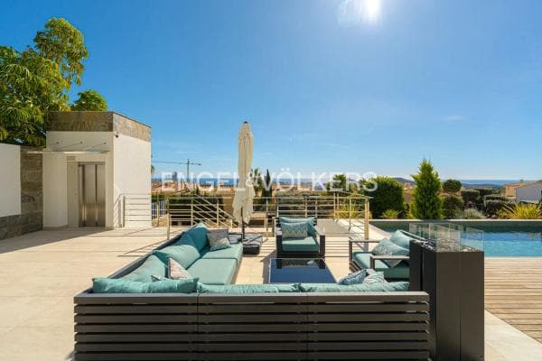 Chalet independiente en venta en Calle Roma, Finestrat
photo 1