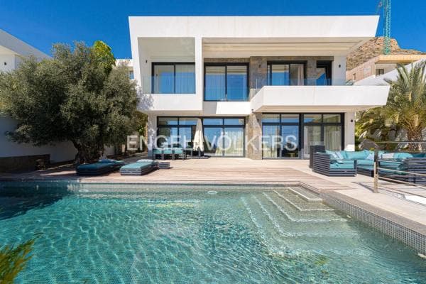 Chalet independiente en venta en Calle Roma, Finestrat
thumbnail 2