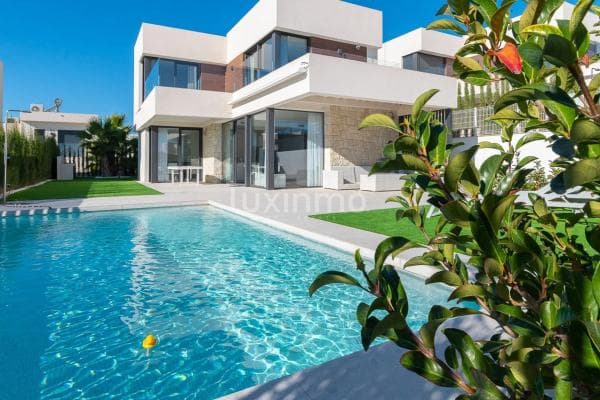Chalet independiente en venta en Golf Bahía, Finestrat
photo 1
