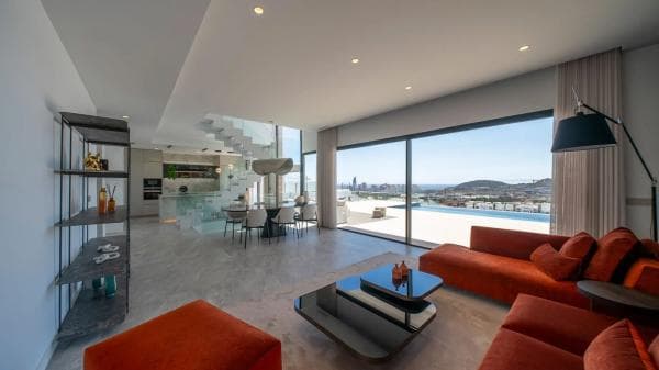 Chalet independiente en venta en Calle Puerto Rico, 1, Finestrat thumbnail 2