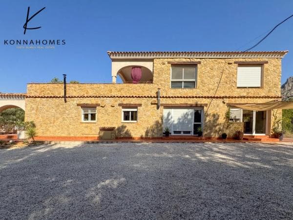 Chalet independiente en venta en Finestrat Pueblo, Finestrat
thumbnail 2
