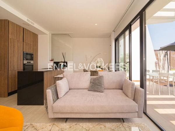 Chalet adosado en venta en Balcón de Finestrat-Terra Marina , Finestrat photo 1