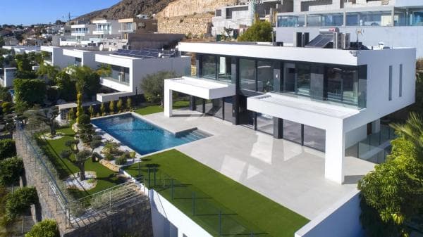 Chalet independiente en venta en Roma, 15, Finestrat
photo 1
