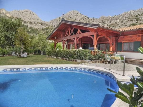 Chalet independiente en venta en Finestrat Pueblo, Finestrat
photo 1
