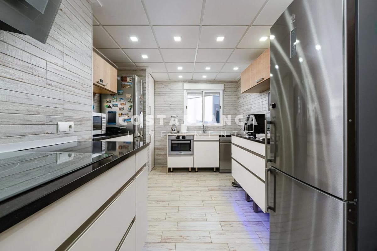 Venta de chalet independiente en Calle Serra del Cabeçó d'Or, La Nucia
photo 4