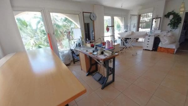 Independent chalet for sale in Partida Captivador, La Nucia
thumbnail 2