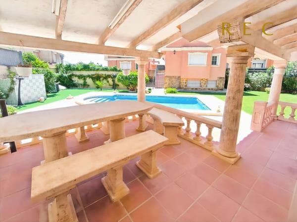 Independent chalet for sale in Coloma, La Nucia
thumbnail 1