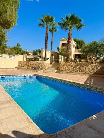 Independent chalet for sale in Barranco Hondo, La Nucia
photo 1