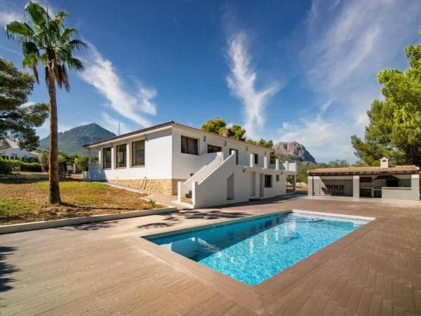 Independent chalet for sale in Coloma, La Nucia
thumbnail 2