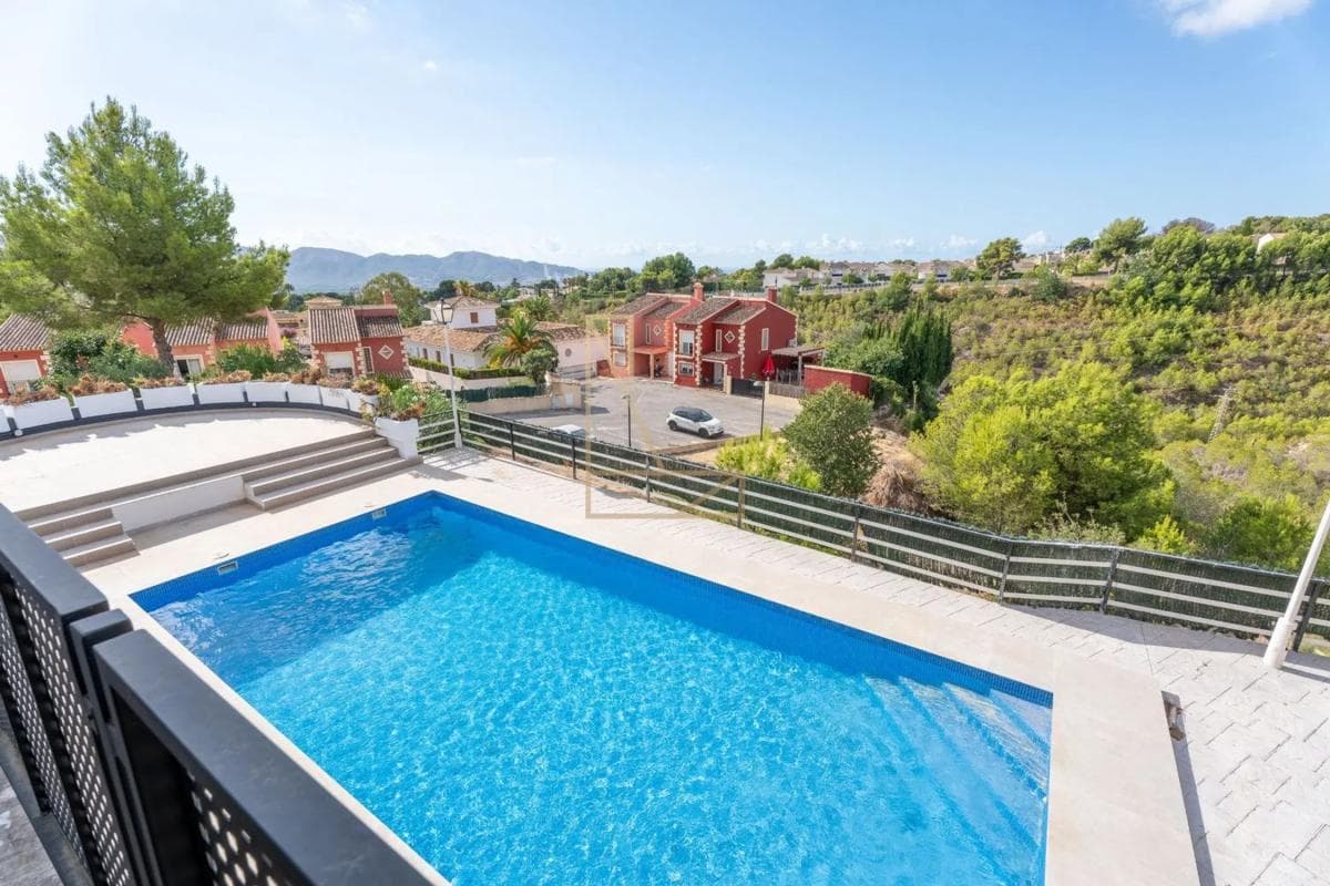 Venta de chalet independiente en Calle Carrascar de Parcent, La Nucia
photo 5