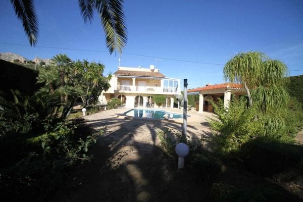 Частный шале на продаже в Montebello - Nou Espai, Ла Нусия photo 1