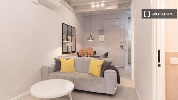 Piso en alquiler en Carrer de les Moles , Barcelona photo 1