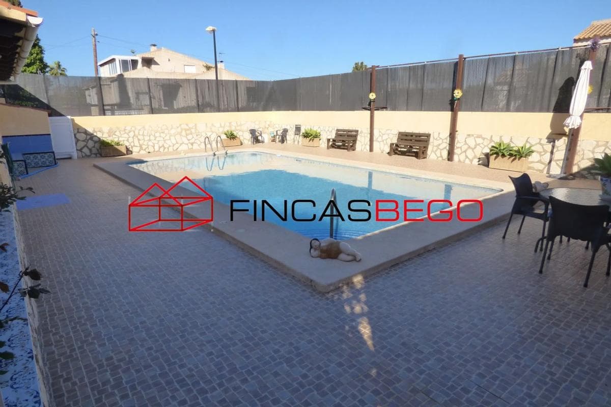 Venta de chalet independiente en Calle de la Gavina, La Nucia
photo 4