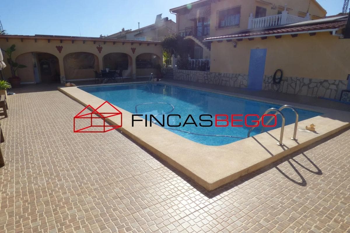 Venta de chalet independiente en Calle de la Gavina, La Nucia
photo 5
