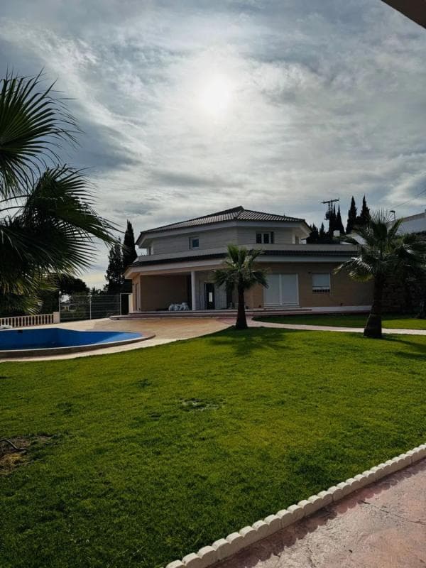 Venta de chalet independiente en Calle Acacies, 1, La Nucia
photo 3