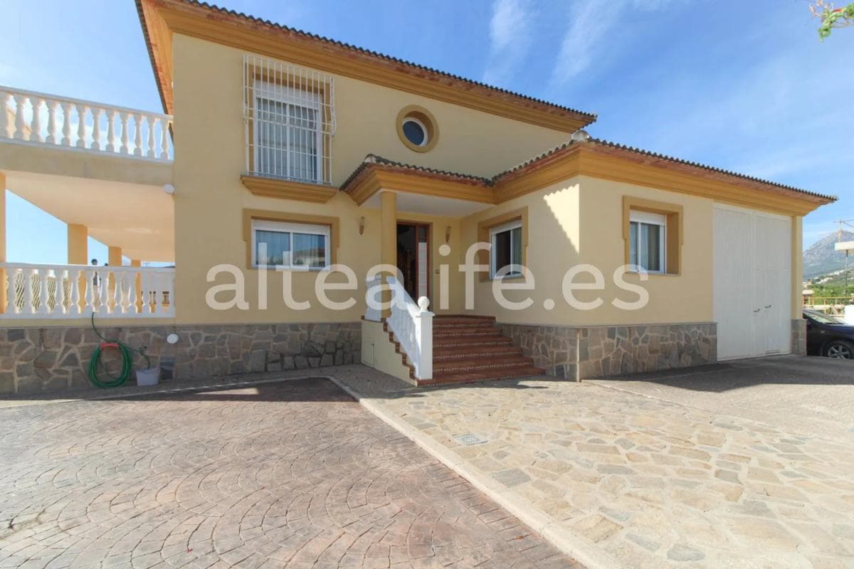 Venta de chalet independiente en Calle Lisboa, La Nucia
photo 4