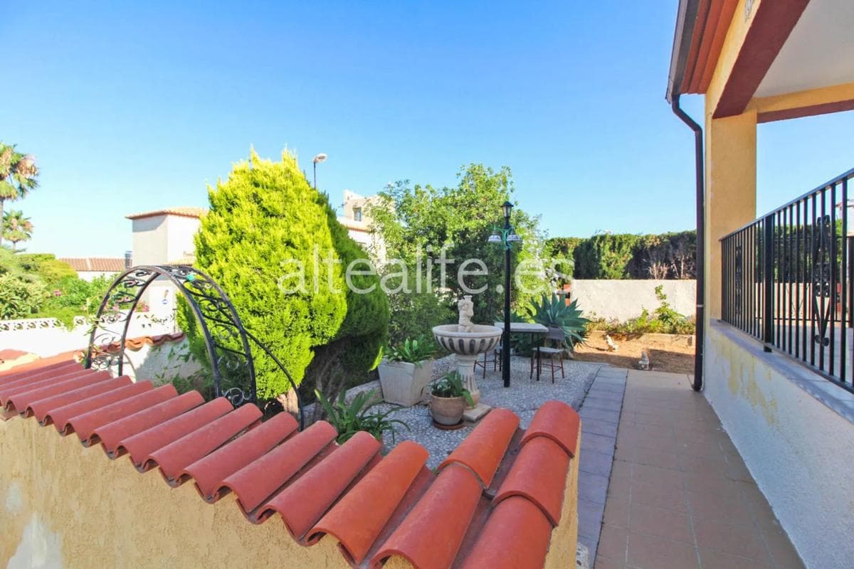 Venta de chalet independiente en Calle Amsterdam, La Nucia
photo 4