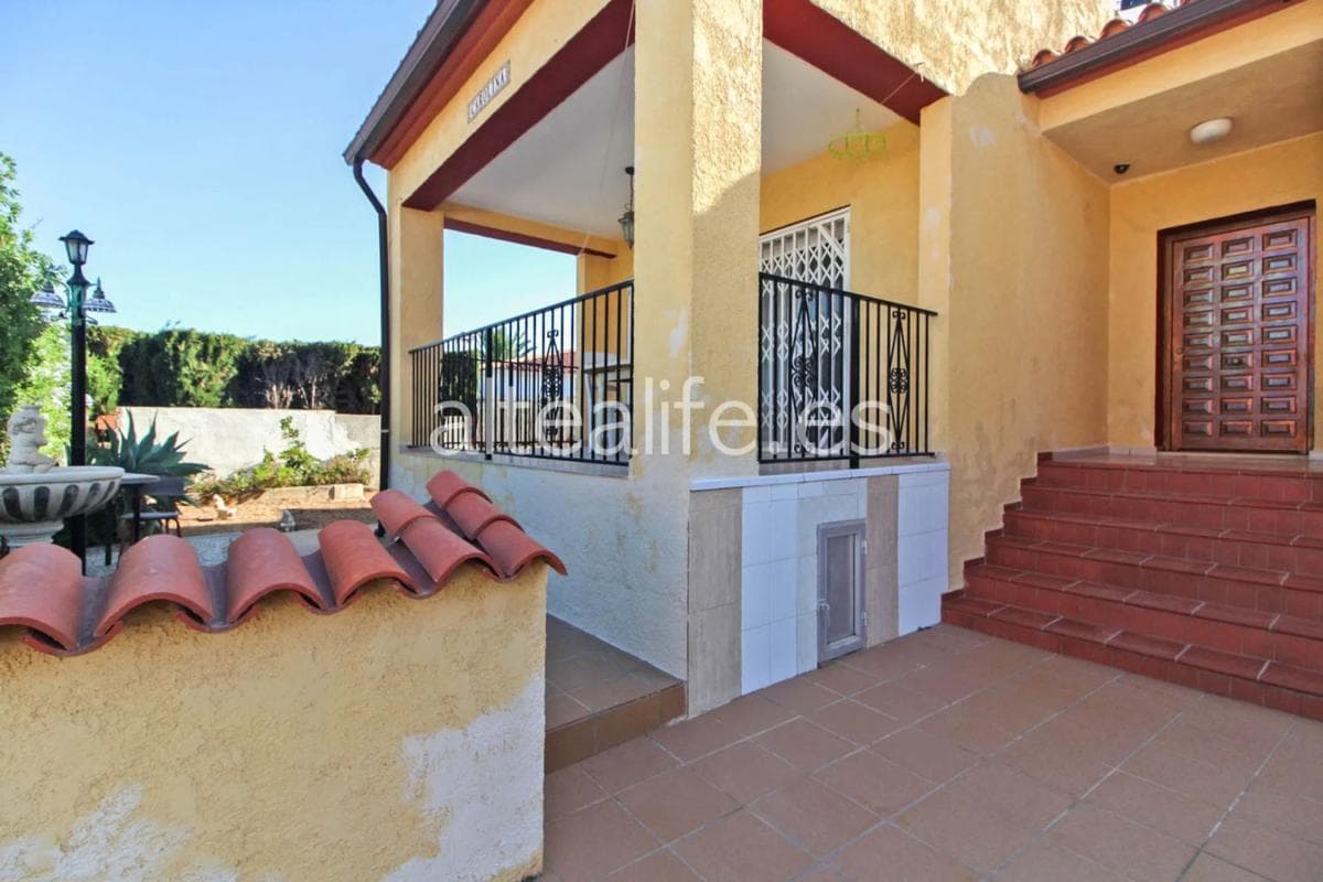 Venta de chalet independiente en Calle Amsterdam, La Nucia
photo 5