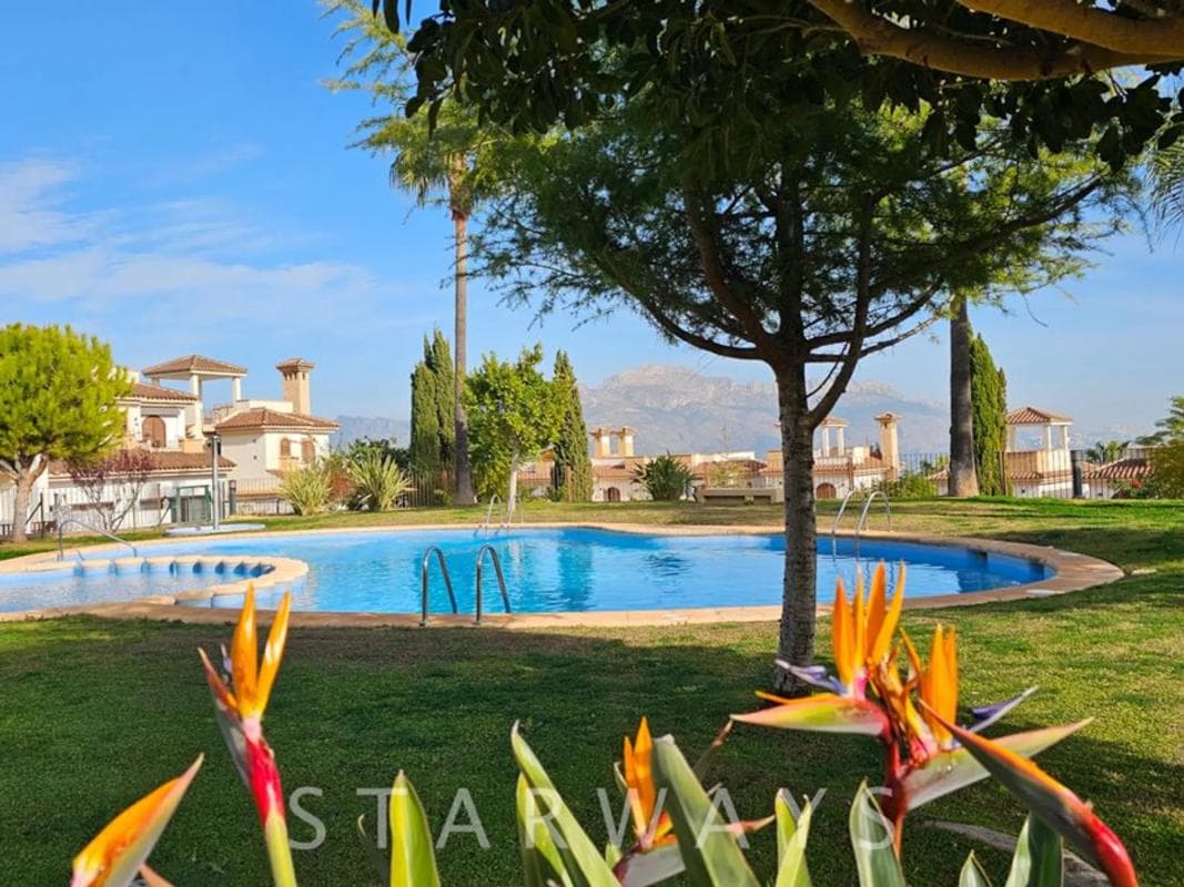 Venta de chalet adosado en Avenida Balcon de Ponoig , Polop photo 4