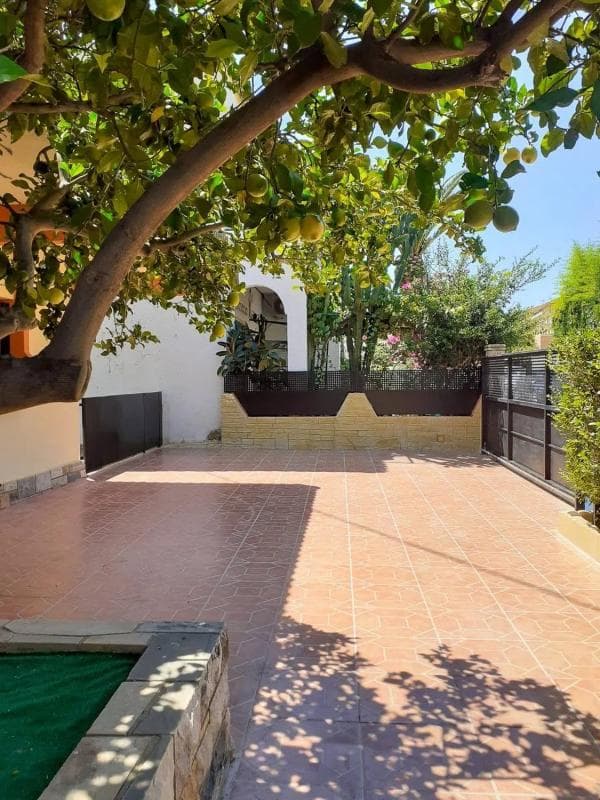 Venta de chalet independiente en Casco urbano, Polop
photo 5