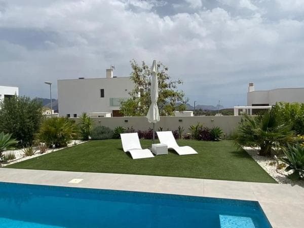 Chalet independiente en venta en Calle Breda s/n, Polop
thumbnail 1