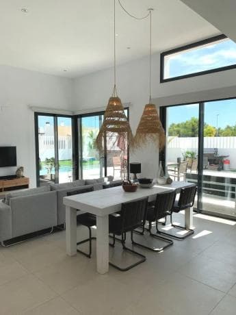 Chalet independiente en venta en Calle Milan, Polop
thumbnail 2