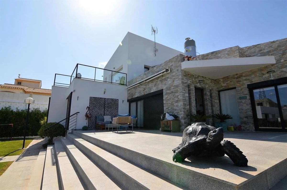 Venta de chalet independiente en La Alberca, Polop
photo 3