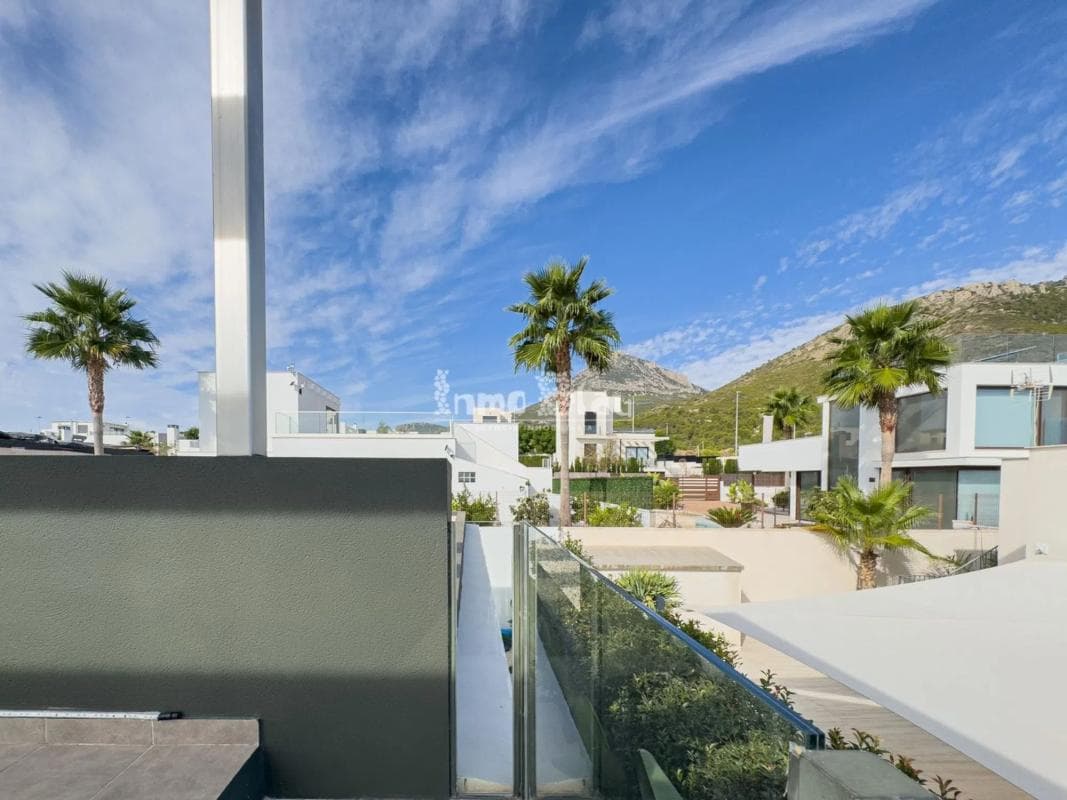 Venta de chalet independiente en La Alberca, Polop
photo 2