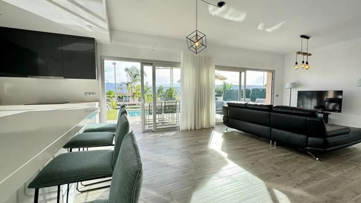 Venta de chalet independiente en Calle Venecia, Polop
photo 2