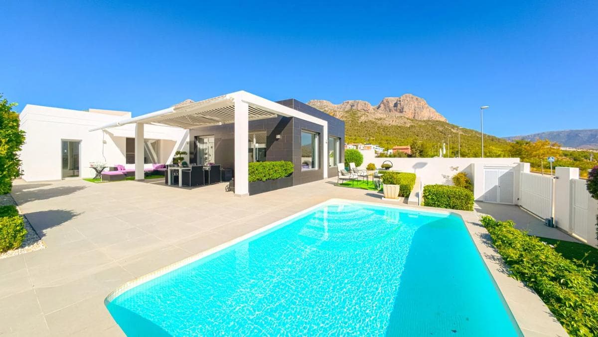 Venta de chalet independiente en Calle Roma, 18, Polop
photo 3